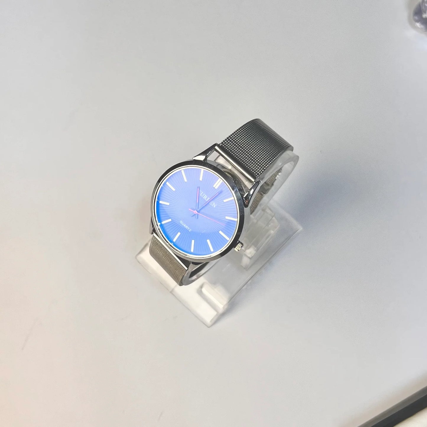 Men’s Silver Chain Watch – Sleek Casual Design, Premium Finish, Stainless Look